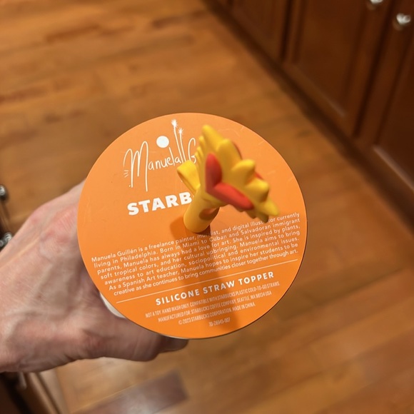 🆕 STARBUCKS -Manuela Guillén 24oz Tumbler with ❤️Silicone straw topper - Picture 6 of 7